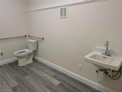 138 Middle Avenue Elyria OH 44035