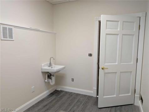 138 Middle Avenue Elyria OH 44035