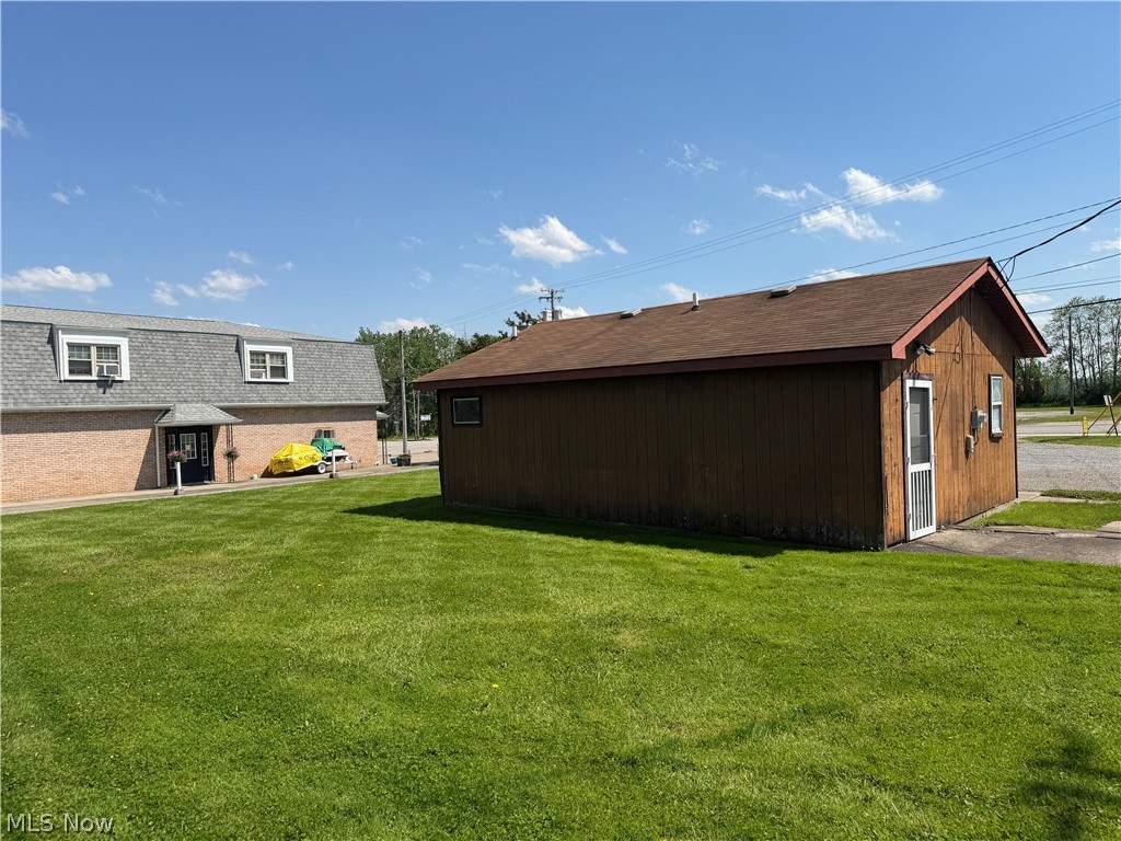 Mahoning Avenue Lake Milton OH 44429