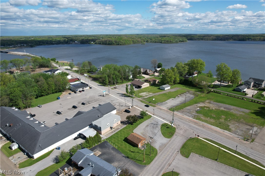 Mahoning Avenue Lake Milton OH 44429