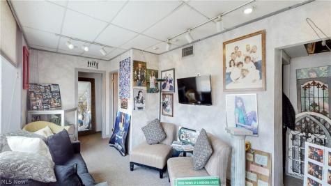 954 Broadway Avenue Bedford OH 44146