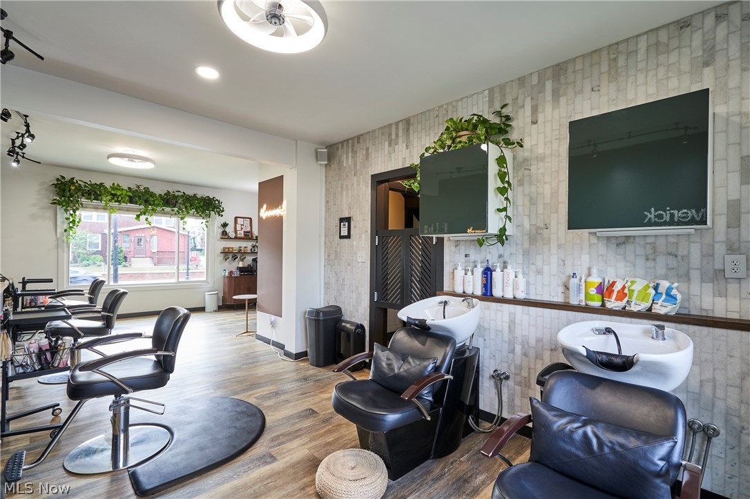 611 N Main Street North Canton OH 44720