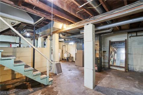 611 N Main Street North Canton OH 44720