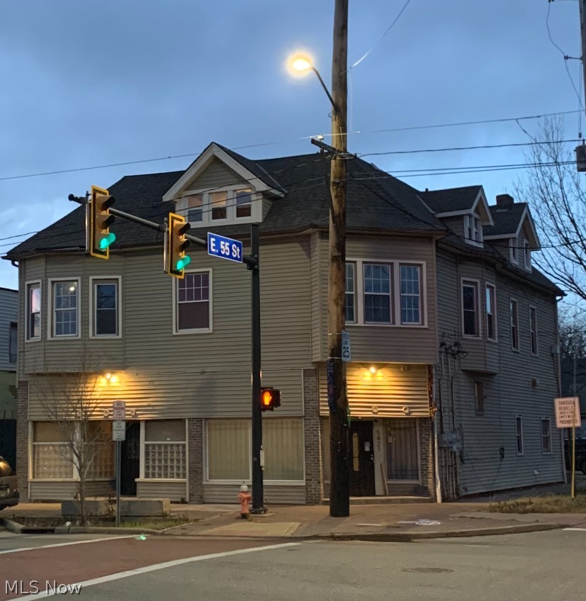 5425 Fleet Avenue Cleveland OH 44105