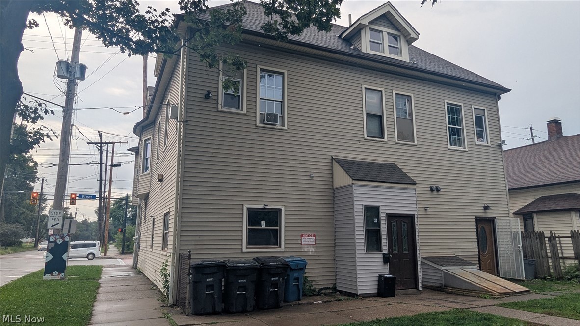 5425 Fleet Avenue Cleveland OH 44105