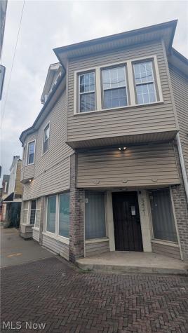 5425 Fleet Avenue Cleveland OH 44105