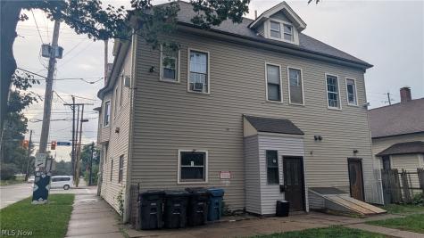 5425 Fleet Avenue Cleveland OH 44105