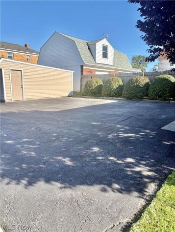 5255 State Road Parma OH 44134