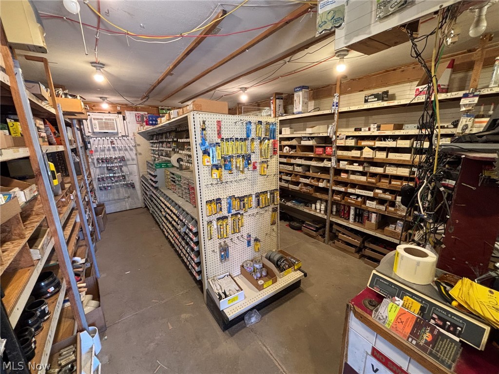 218-1/2 E Muskingum Street Freeport OH 43973