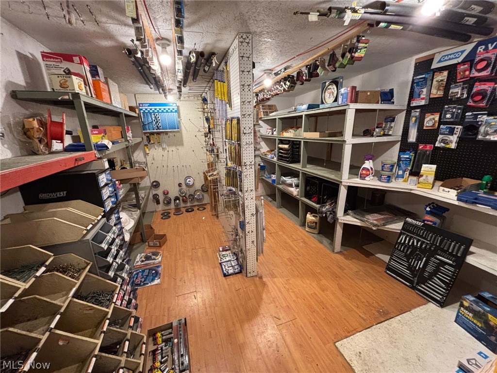 218-1/2 E Muskingum Street Freeport OH 43973
