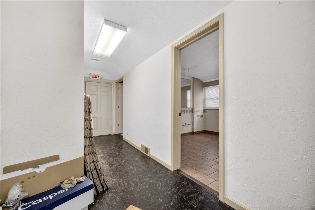 4226 Mayfield Road South Euclid OH 44121