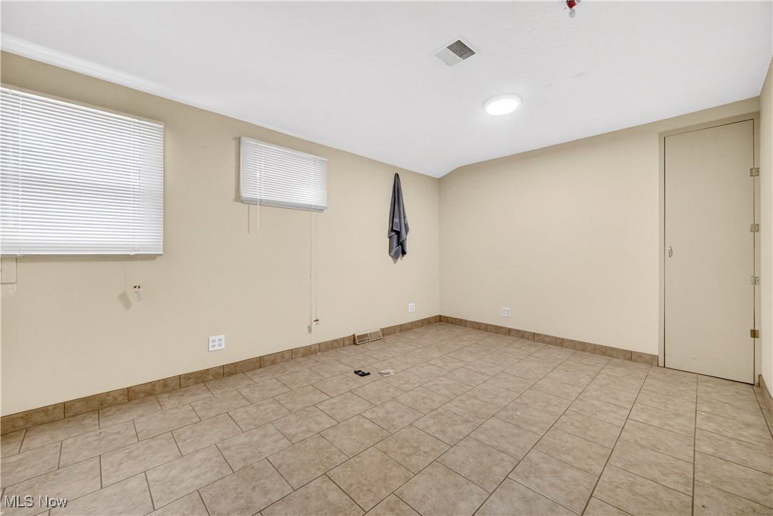 4226 Mayfield Road South Euclid OH 44121