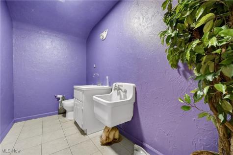 4226 Mayfield Road South Euclid OH 44121