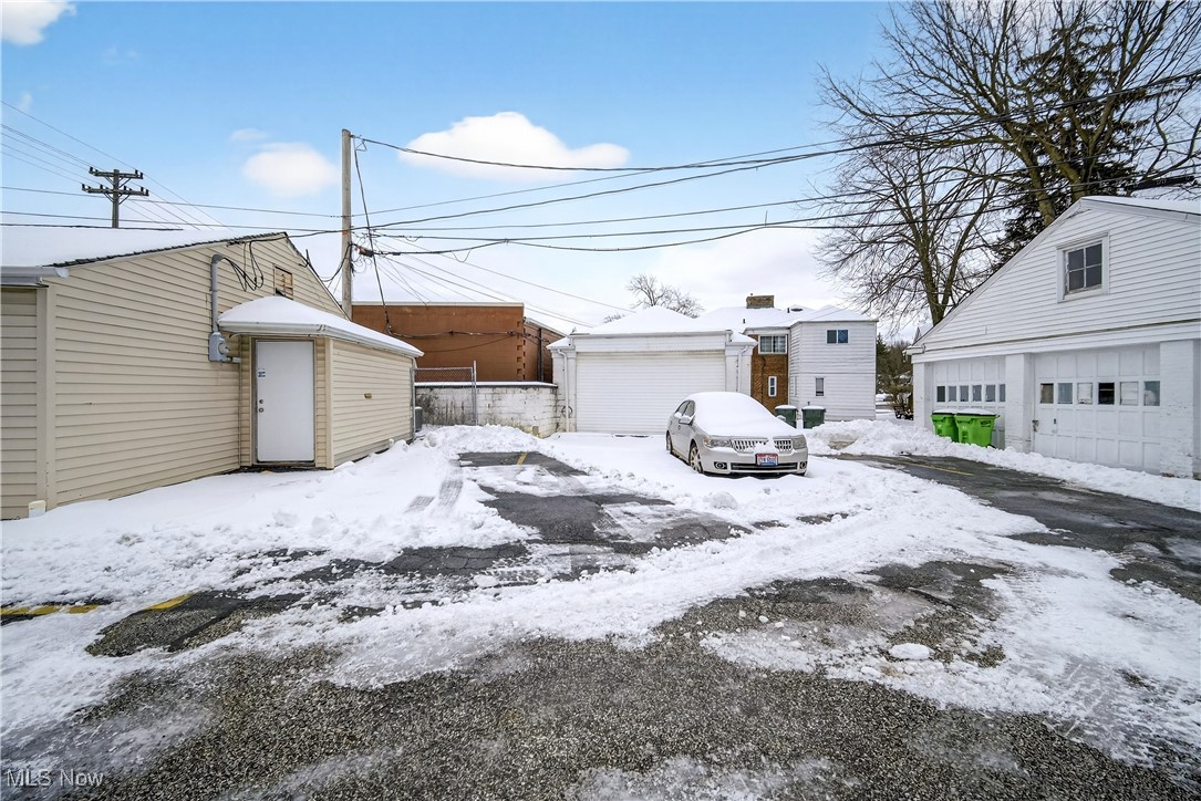 4226 Mayfield Road South Euclid OH 44121
