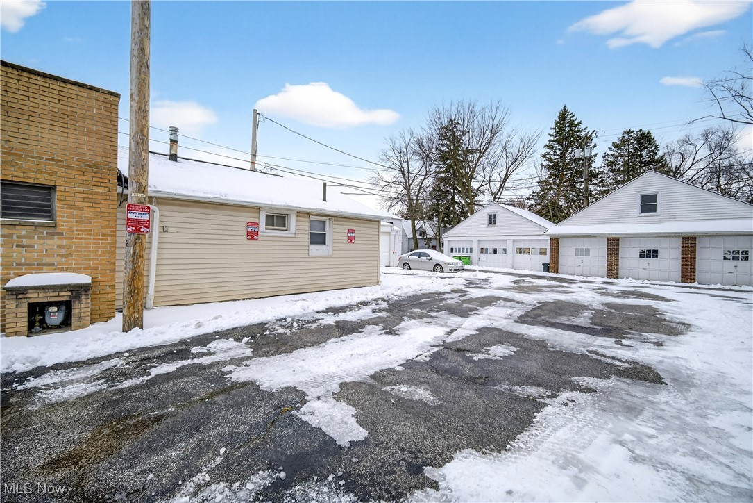 4226 Mayfield Road South Euclid OH 44121