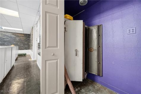 4226 Mayfield Road South Euclid OH 44121