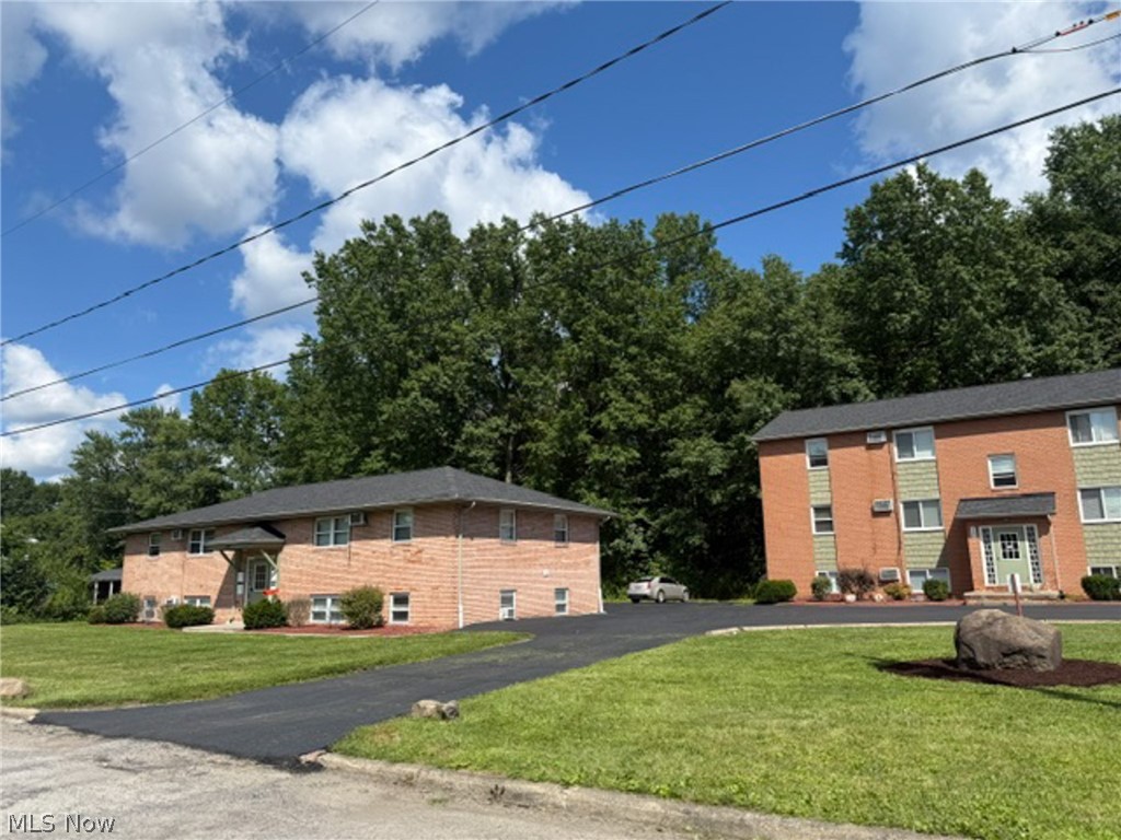 170 Kendall Avenue Campbell OH 44405