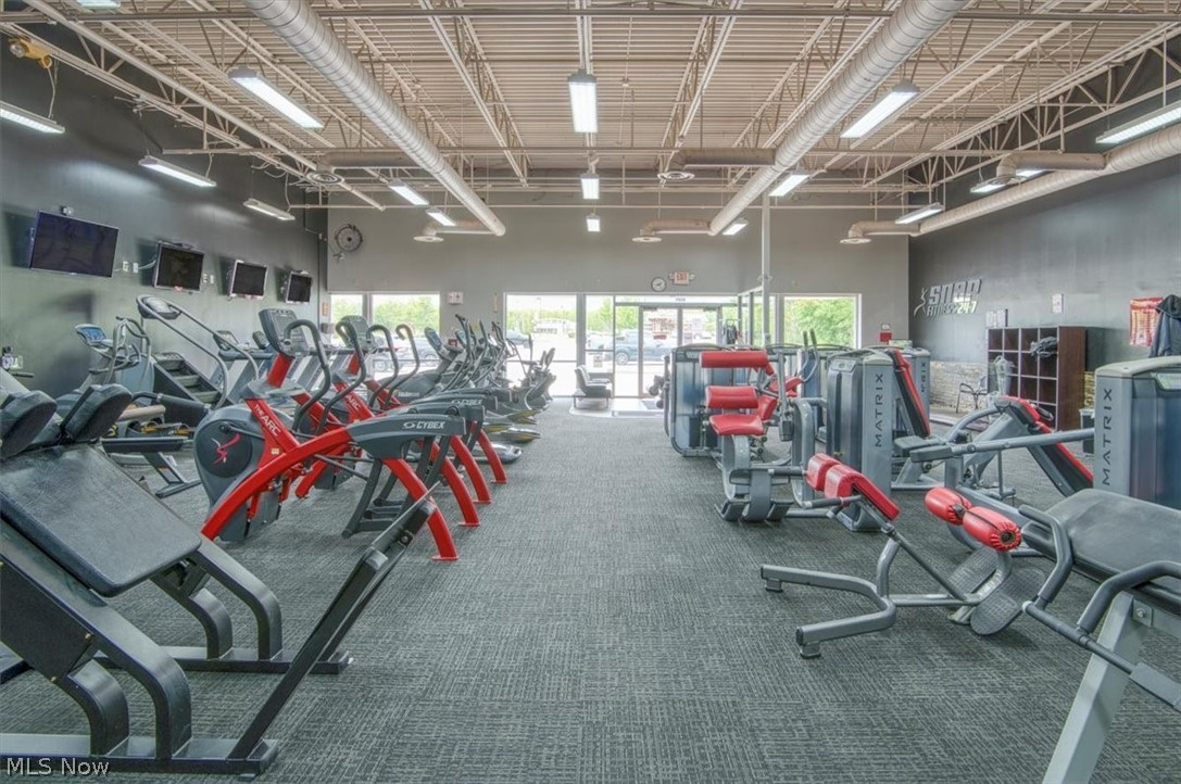 6581 N Ridge Road Madison OH 44057