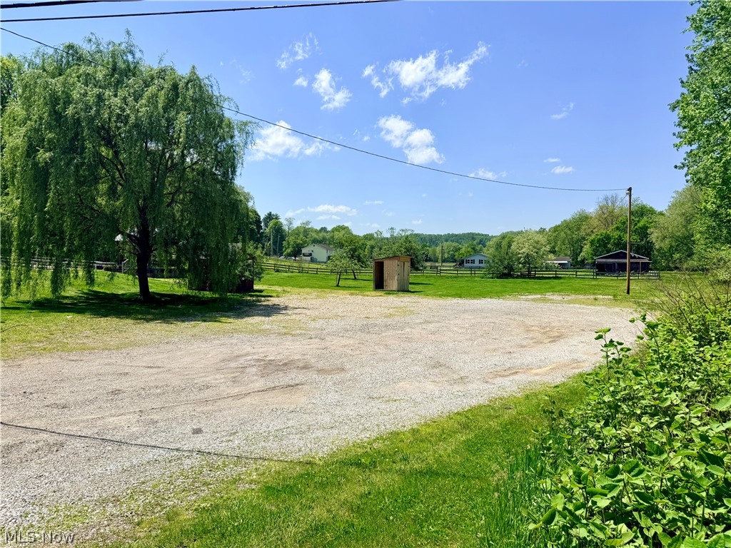 455 Schneiders Crossing Road NW Dover OH 44622