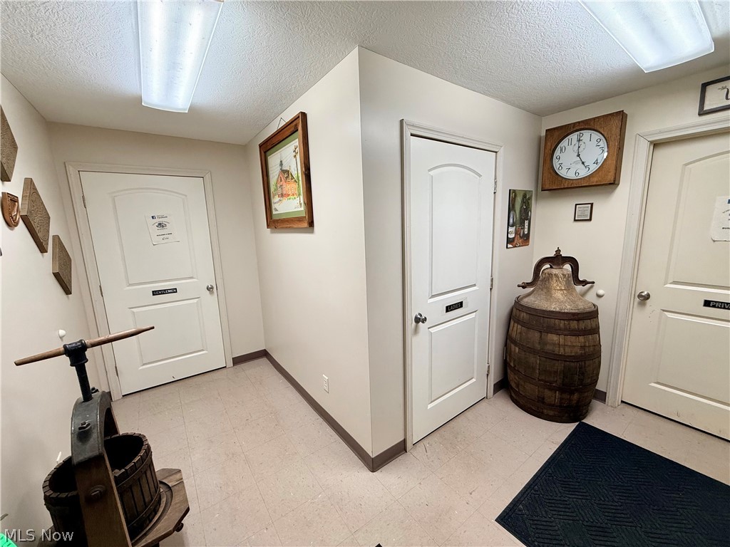 455 Schneiders Crossing Road NW Dover OH 44622