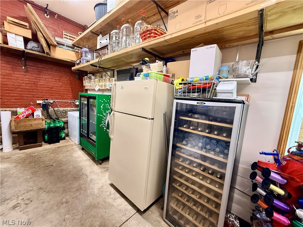455 Schneiders Crossing Road NW Dover OH 44622