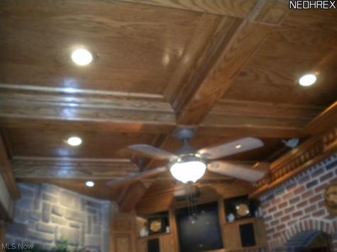 165 2nd Street NW Barberton OH 44203