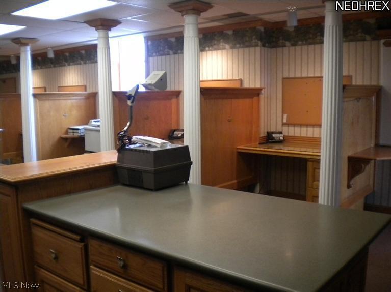 165 2nd Street NW Barberton OH 44203