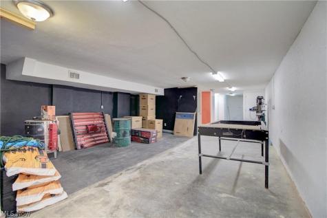 3563 Fulton Road Cleveland OH 44109