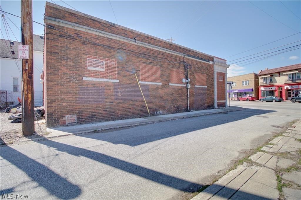 3563 Fulton Road Cleveland OH 44109
