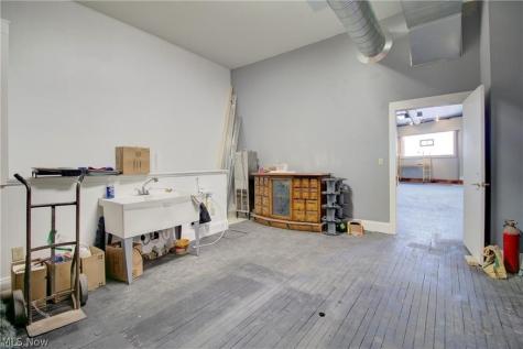 3563 Fulton Road Cleveland OH 44109