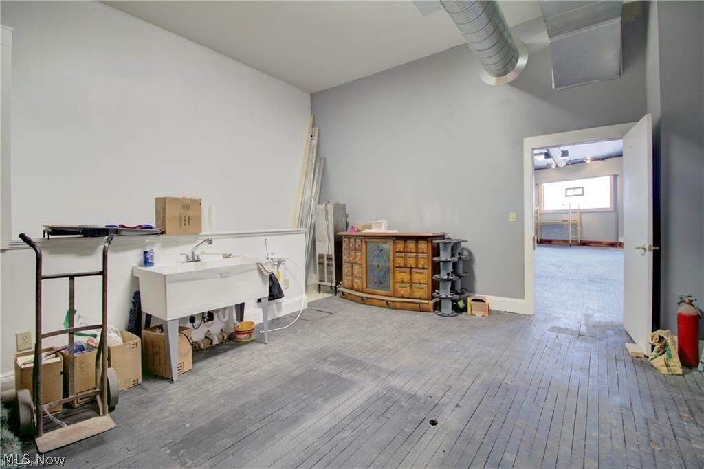 3563 Fulton Road Cleveland OH 44109