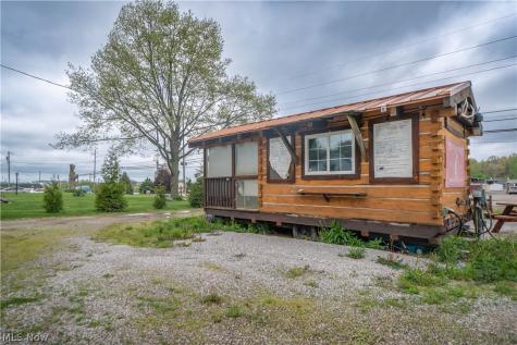 8216 Navarre Road SW Massillon OH 44646