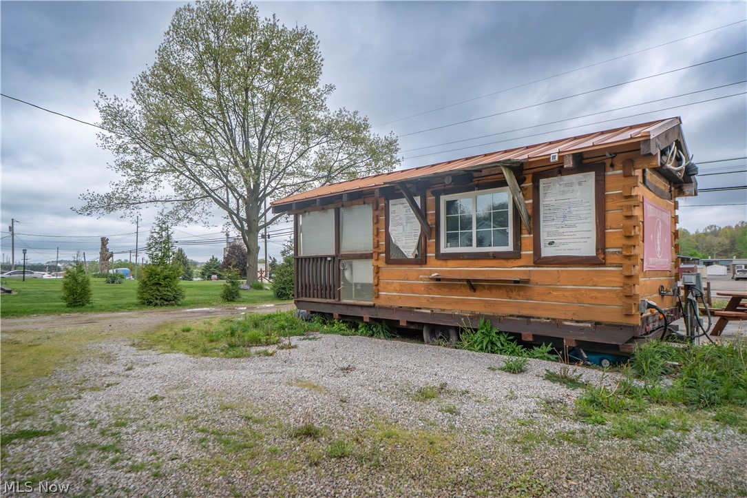 8216 Navarre Road SW Massillon OH 44646