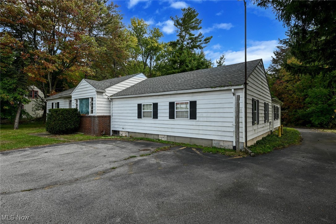 6942 State Route 44 Ravenna OH 44266