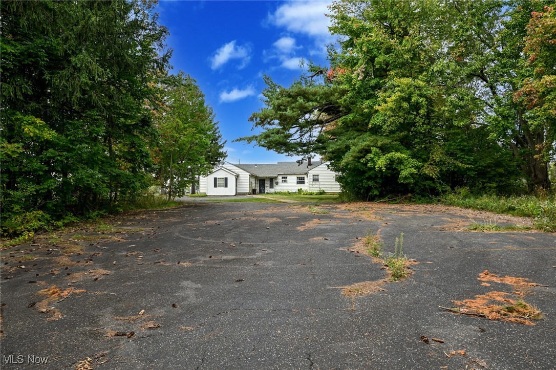 6942 State Route 44 Ravenna OH 44266