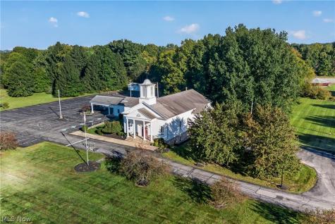 8590 Hitchcock Road Youngstown OH 44512