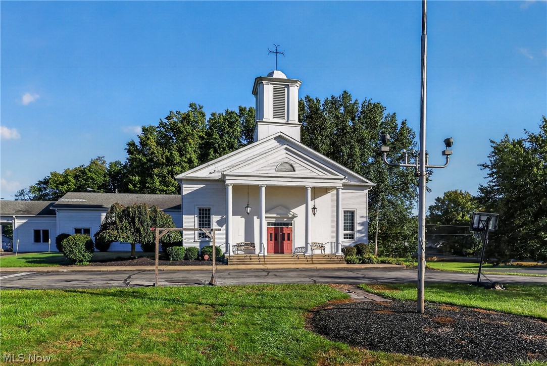 8590 Hitchcock Road Youngstown OH 44512