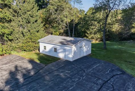 8590 Hitchcock Road Youngstown OH 44512