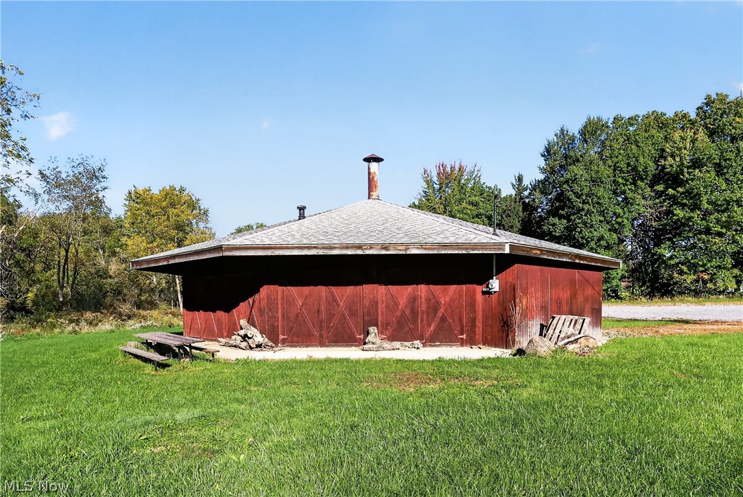 8590 Hitchcock Road Youngstown OH 44512