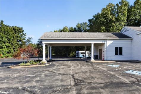 8590 Hitchcock Road Youngstown OH 44512