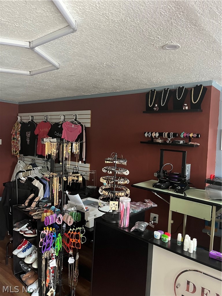 5007 Clark Avenue Cleveland OH 44102