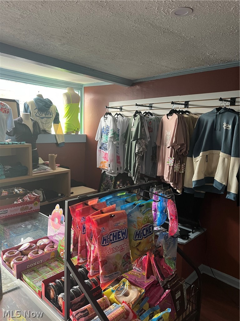 5007 Clark Avenue Cleveland OH 44102