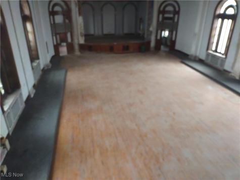 573 Broadway Lorain OH 44052