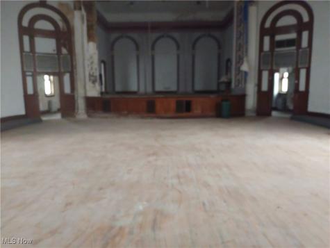 573 Broadway Lorain OH 44052