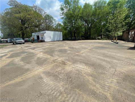 Navarre Road SW Canton OH 44706