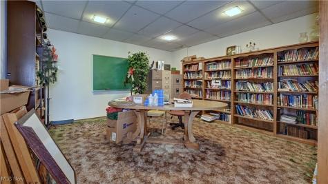 204 W Main Street Dalton OH 44618