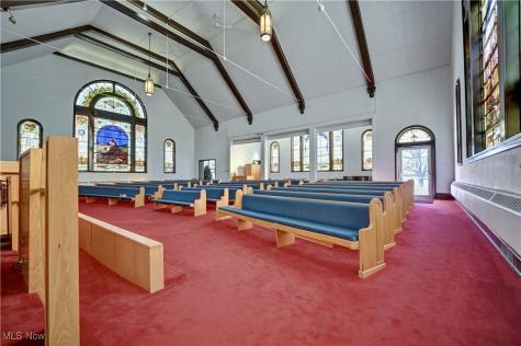 204 W Main Street Dalton OH 44618