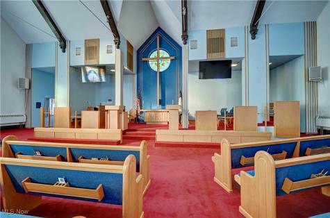 204 W Main Street Dalton OH 44618