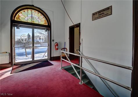 204 W Main Street Dalton OH 44618