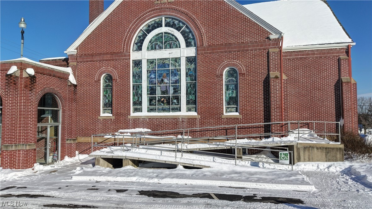 204 W Main Street Dalton OH 44618